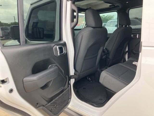 Used 2025 Jeep Gladiator Sport AWD/4WD image 19