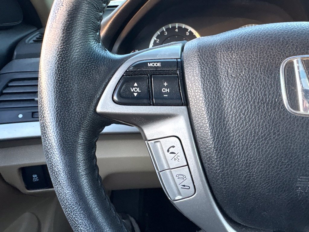 Used 2012 Honda Accord EX-L image 18