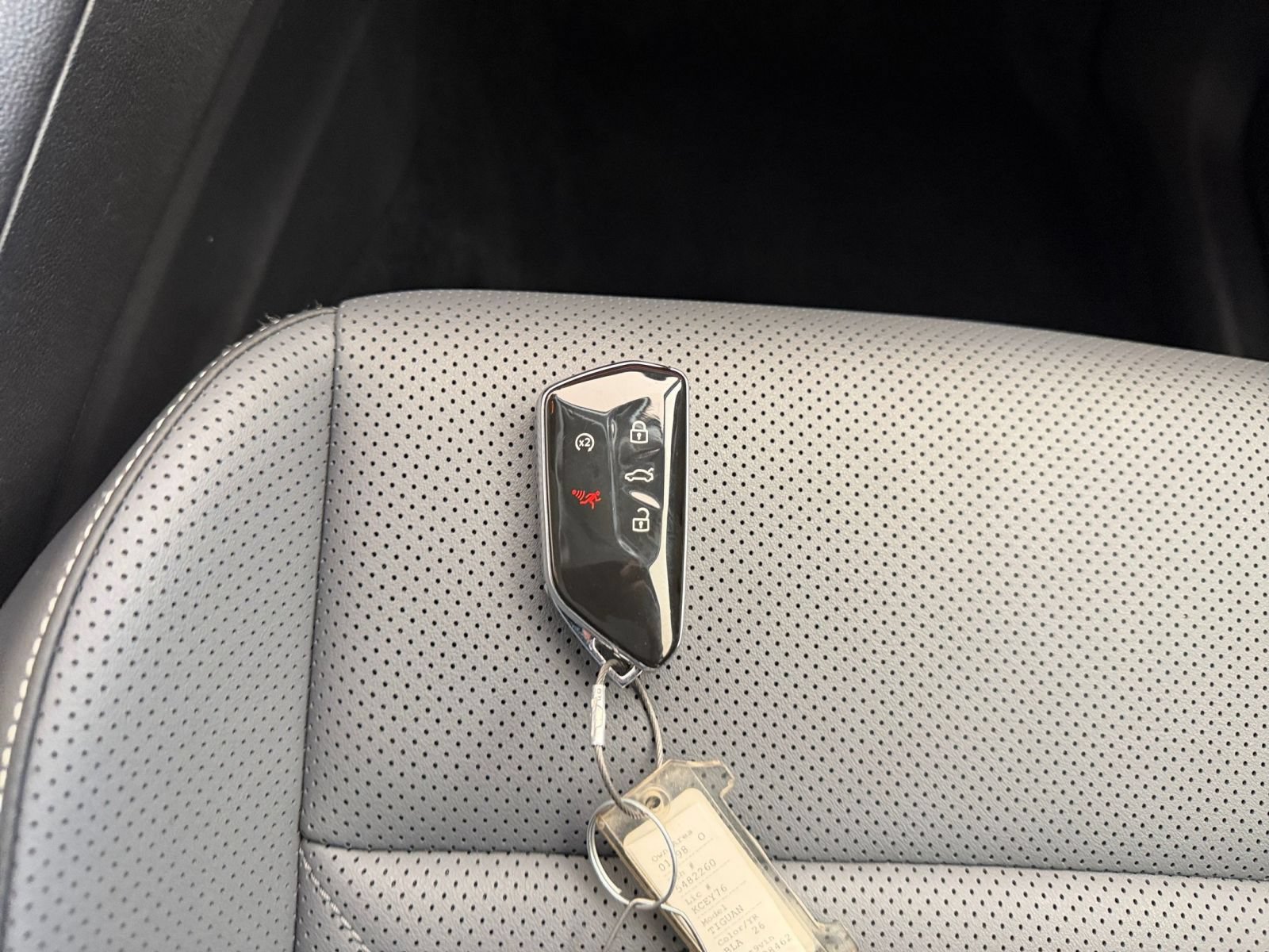 Used 2026 Volkswagen Tiguan SE FWD image 18