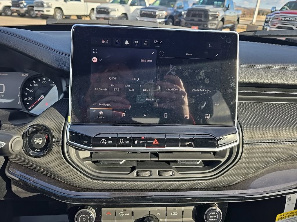 New 2026 Jeep Compass Latitude image 16