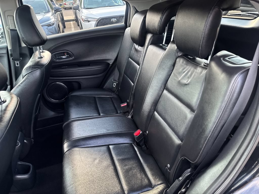 Used 2017 Honda HR-V EX-L image 31