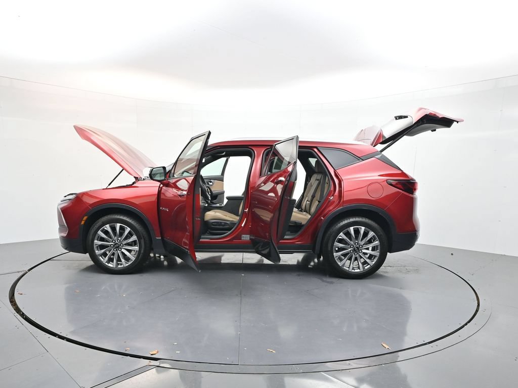 Used 2024 Chevrolet Blazer Premier w/ Driver Confidence II Package FWD image 37