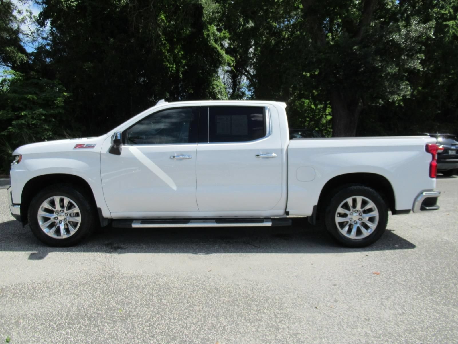 Used 2021 Chevrolet Silverado 1500 LTZ AWD/4WD image 4