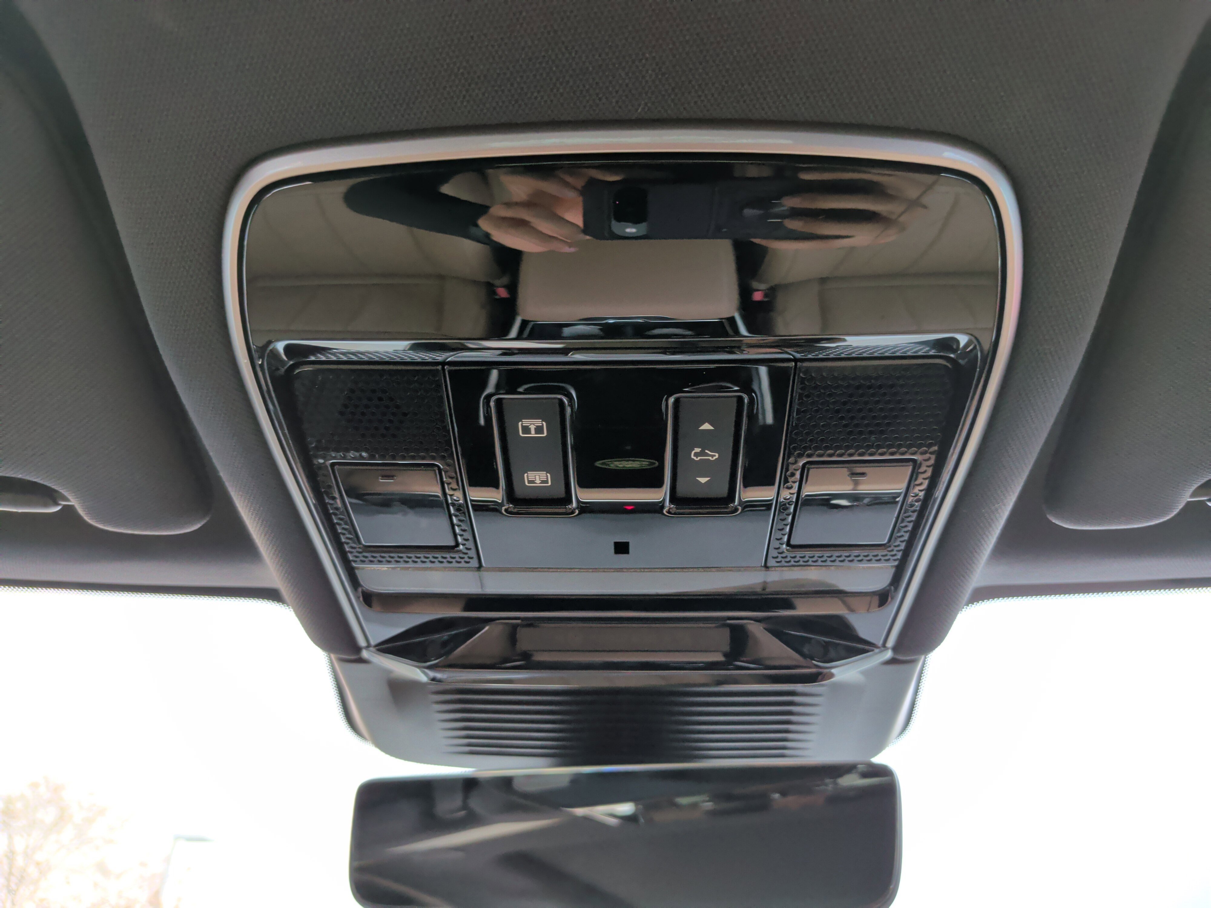 Used 2023 Land Rover Range Rover Sport SE image 27