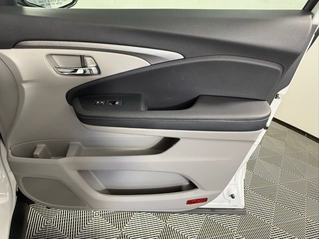 Used 2025 Honda Ridgeline RTL image 47