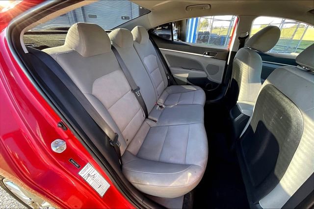 Used 2020 Hyundai Elantra SEL image 27
