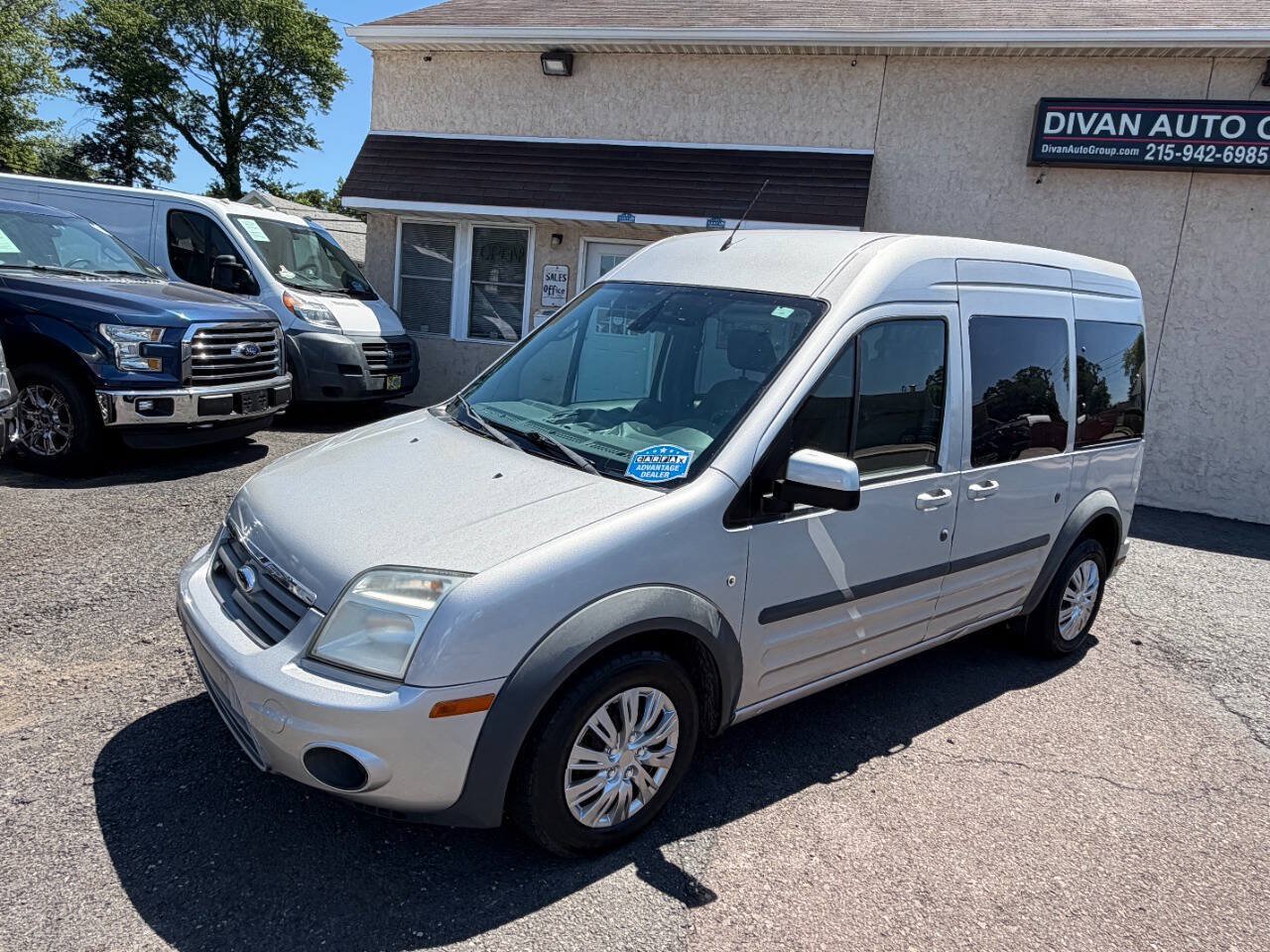 Used 2013 Ford Transit Connect XLT Premium FWD image 2