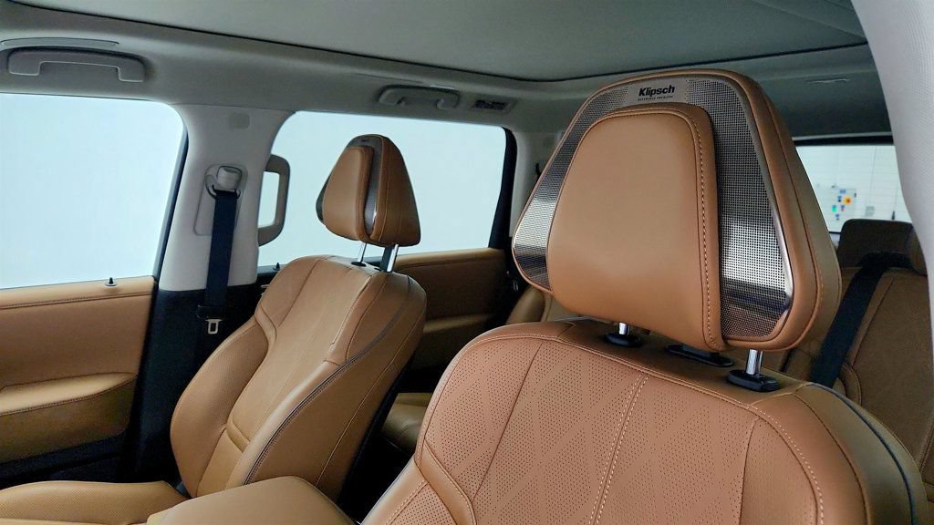 Used 2026 INFINITI QX80 Sensory AWD/4WD image 21