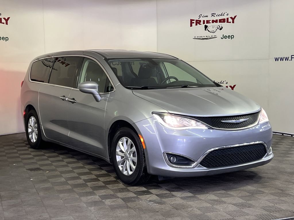 Used 2019 Chrysler Pacifica Touring Plus video 3