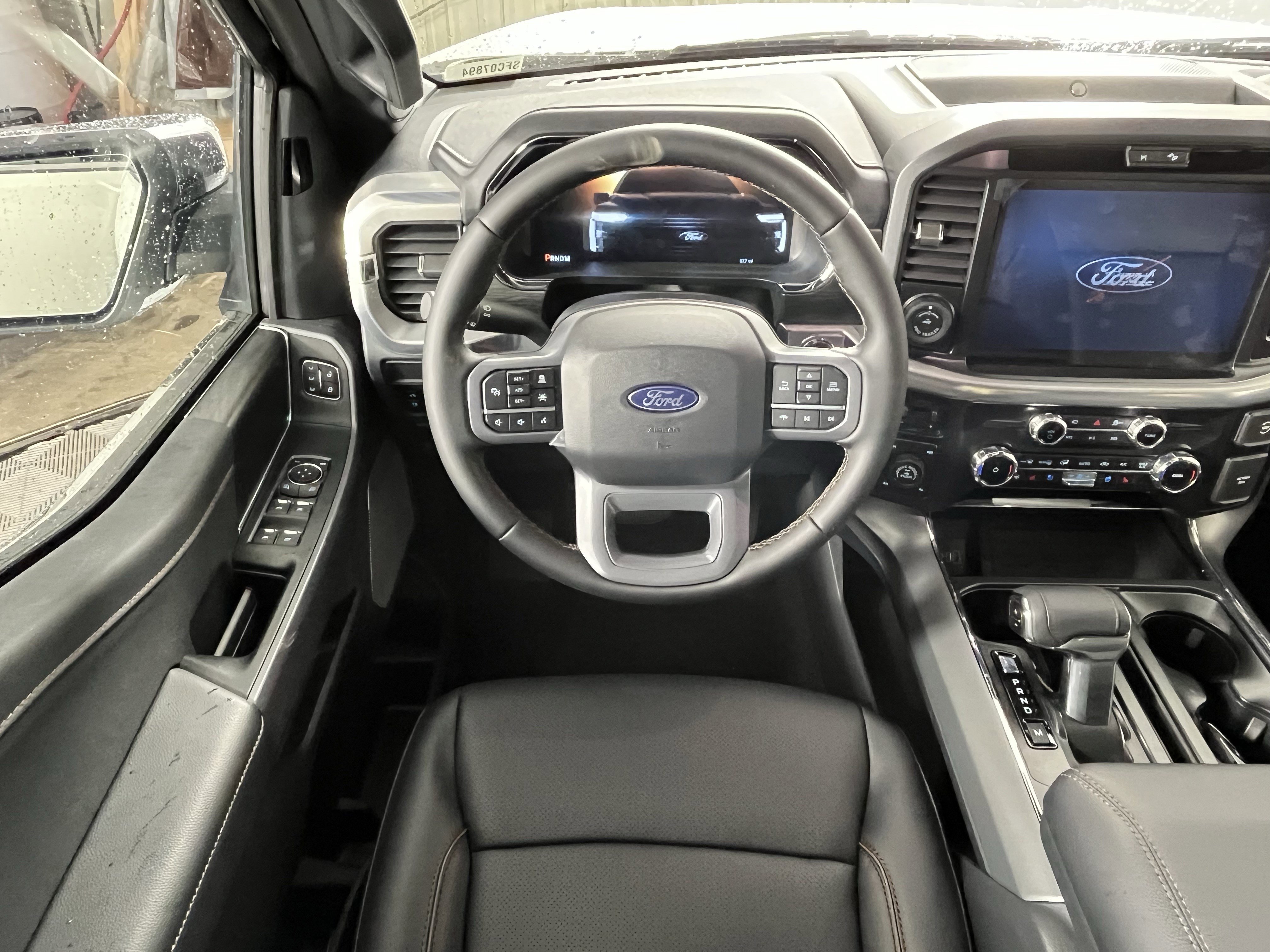 New 2025 Ford F150 Lariat w/ Equipment Group 501A Mid image 12