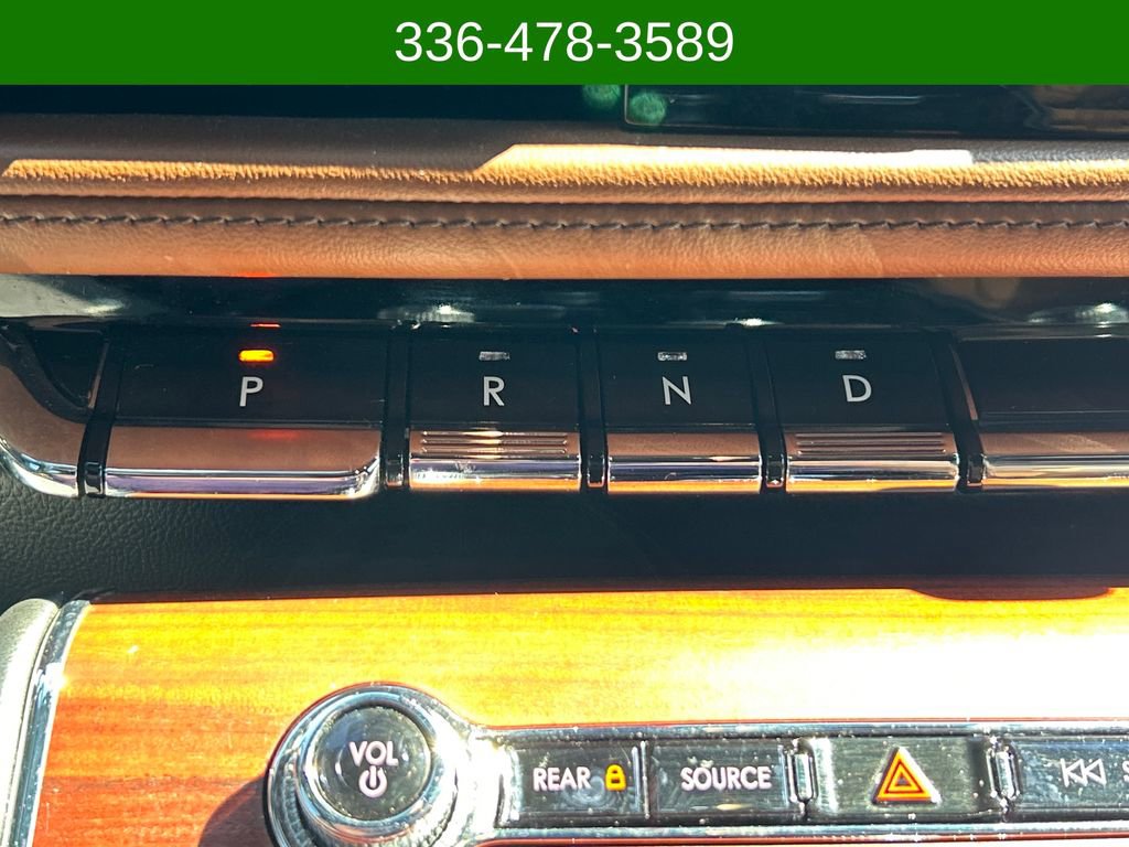 Used 2021 Lincoln Aviator Reserve w/ Equipment Group 201A AWD/4WD image 25