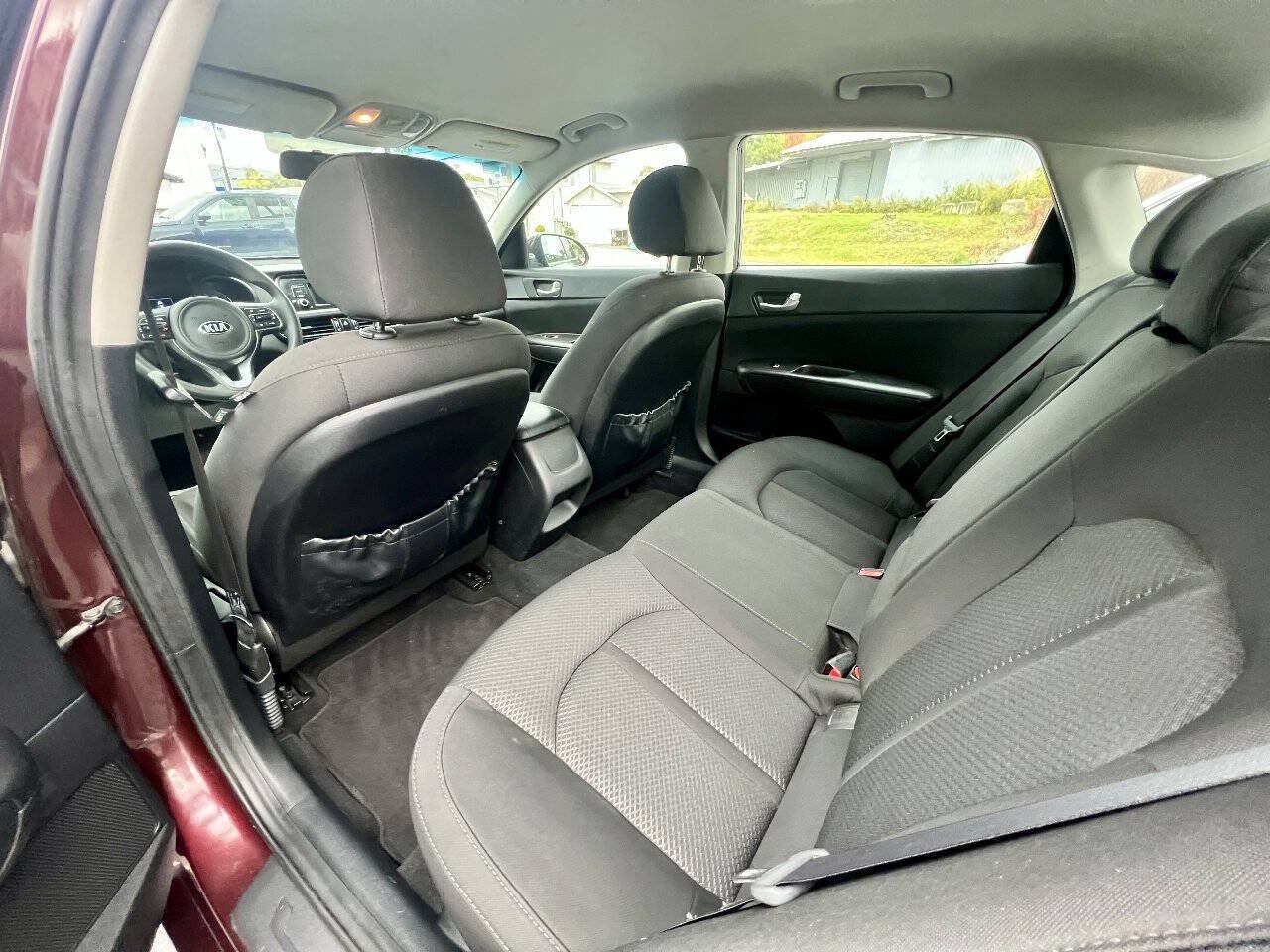 Used 2017 Kia Optima LX FWD image 10