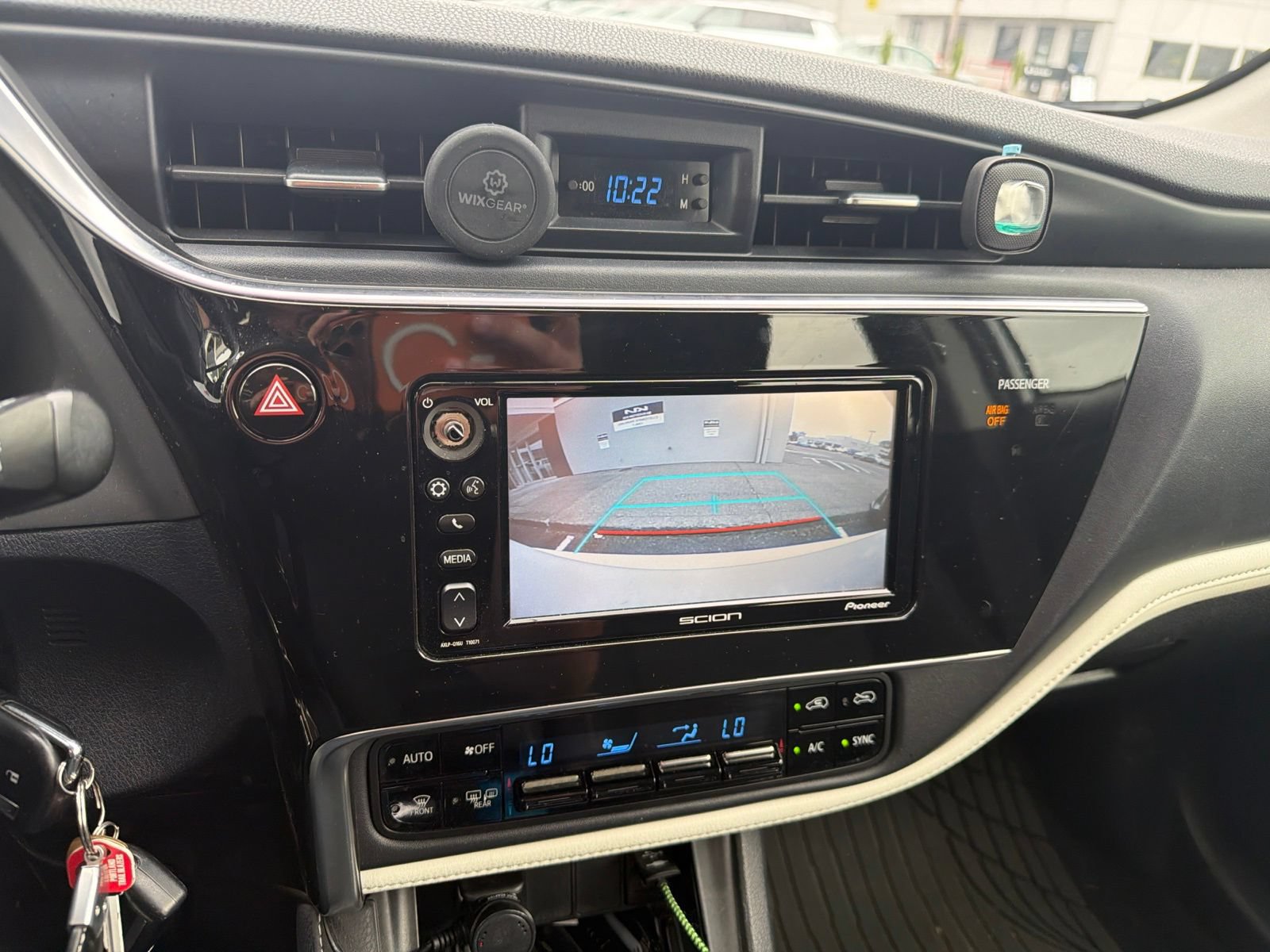 Used 2016 Scion iM FWD image 9