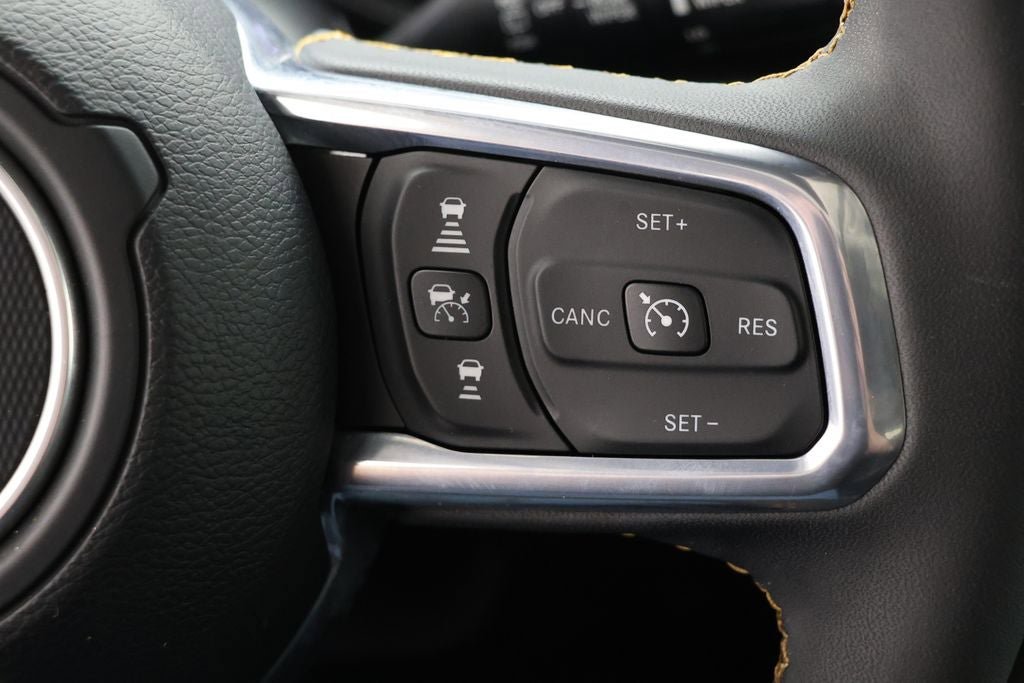Used 2024 Jeep Wrangler Unlimited Sahara image 20
