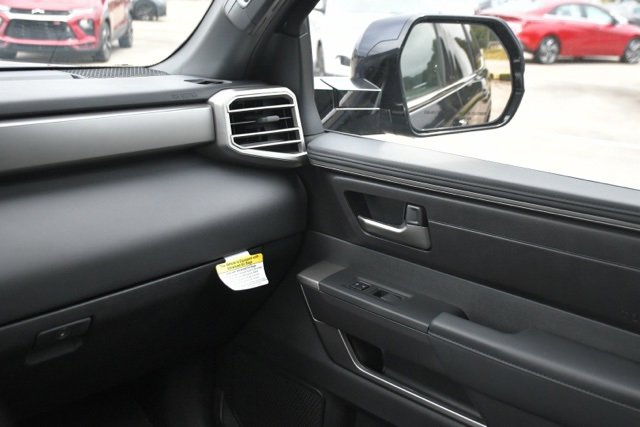 Used 2025 Toyota Sequoia SR5 image 30