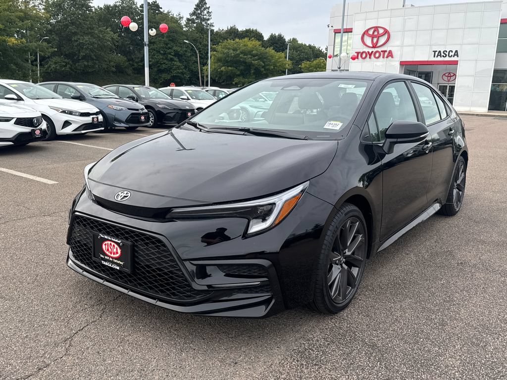 New 2026 Toyota Corolla SE w/ SE Package FWD image 3