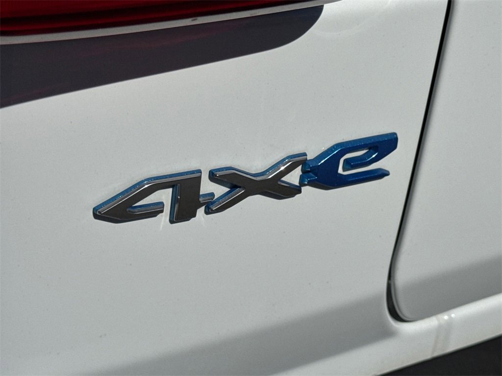 Certified 2022 Jeep Wrangler Unlimited Sahara w/ Cold Weather Group image 12