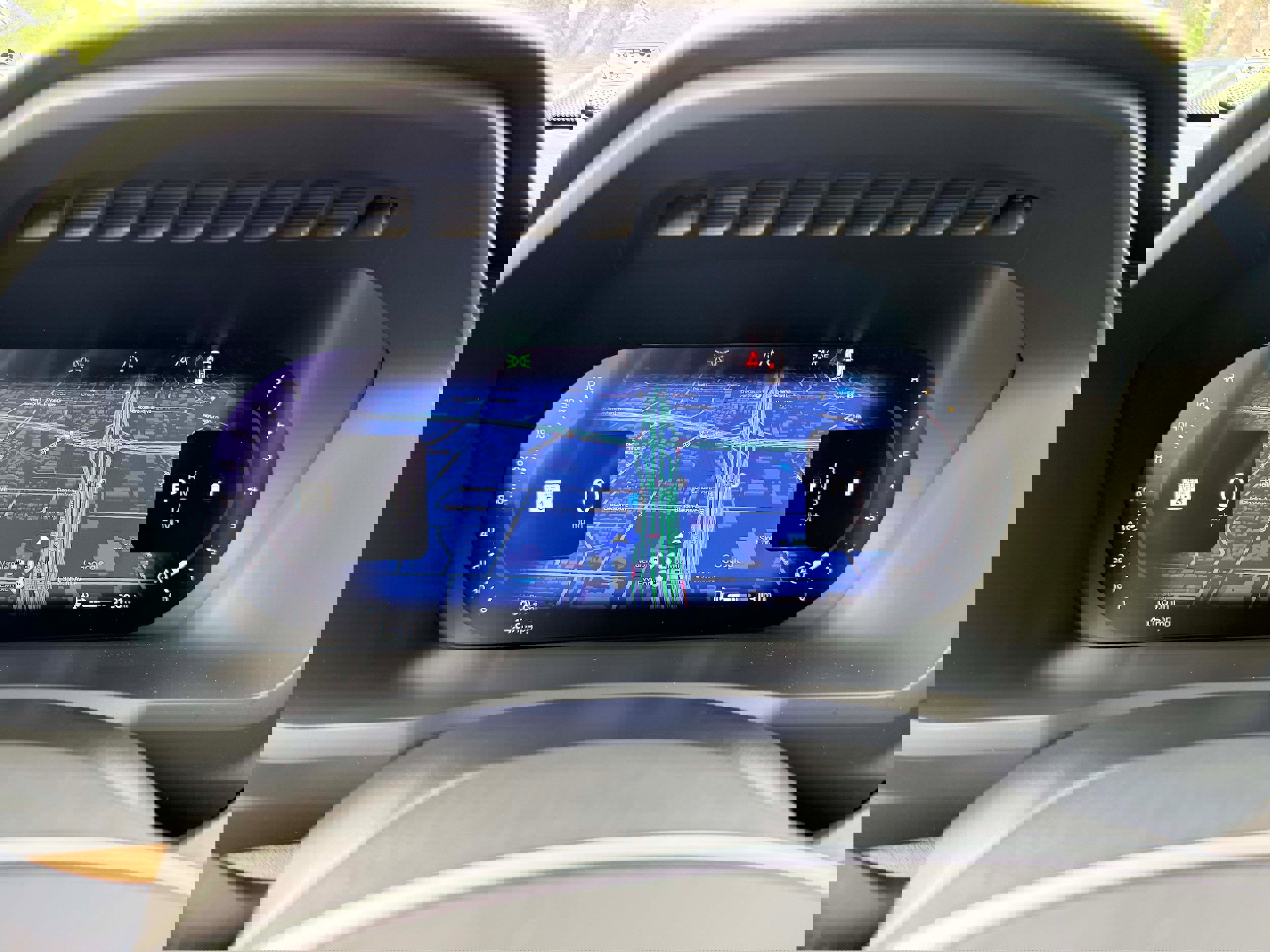 Certified 2025 Volvo XC90 B6 Ultra image 22