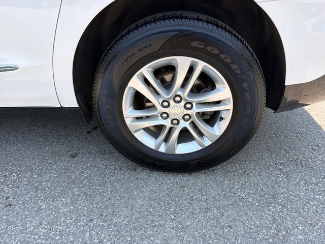 Used 2019 Buick Enclave Essence AWD/4WD image 31
