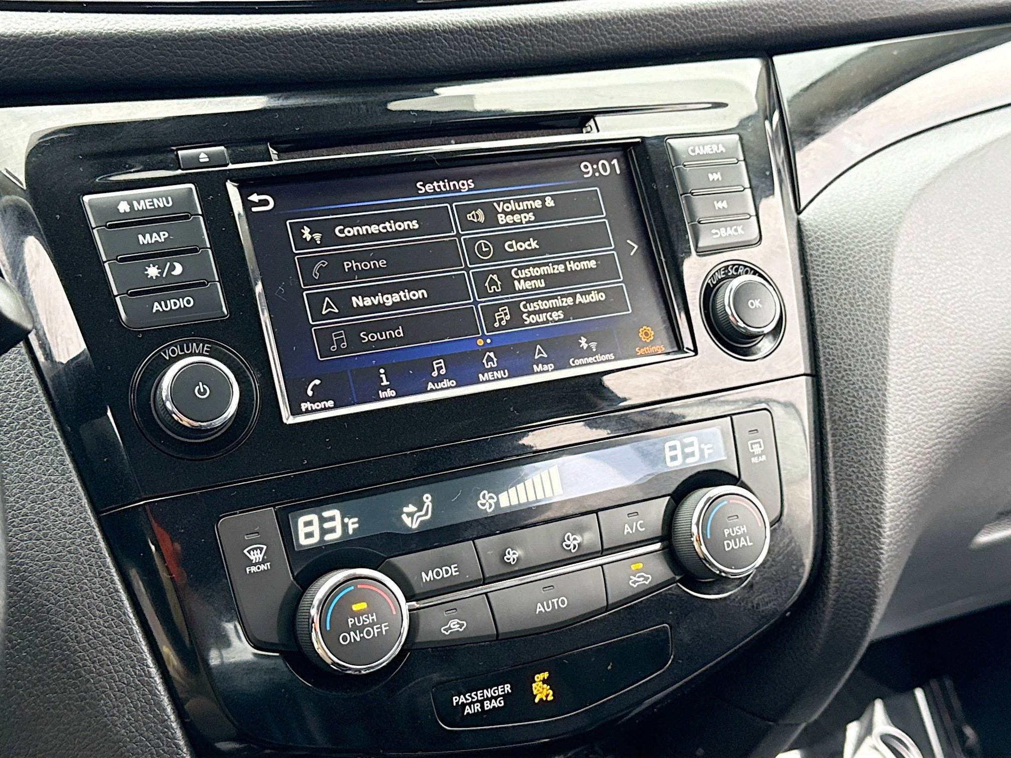 Used 2022 Nissan Rogue Sport SL image 10