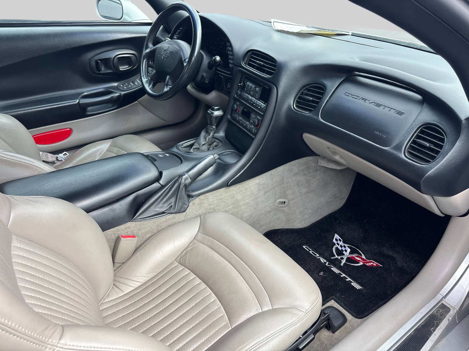 Used 1999 Chevrolet Corvette Convertible w/ Memory Pkg image 16