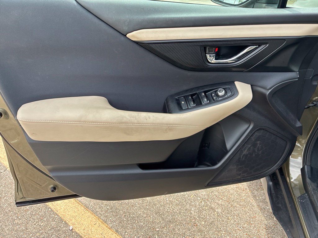 Used 2022 Subaru Outback Premium AWD/4WD image 18