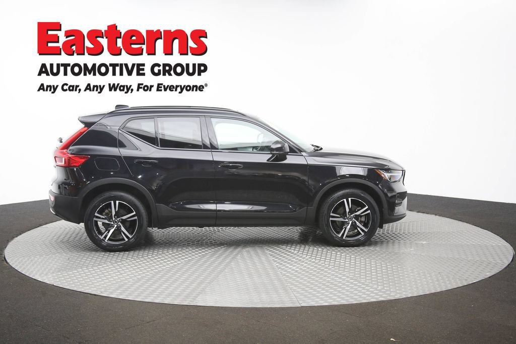 Used 2024 Volvo XC40 B5 Core AWD/4WD image 45