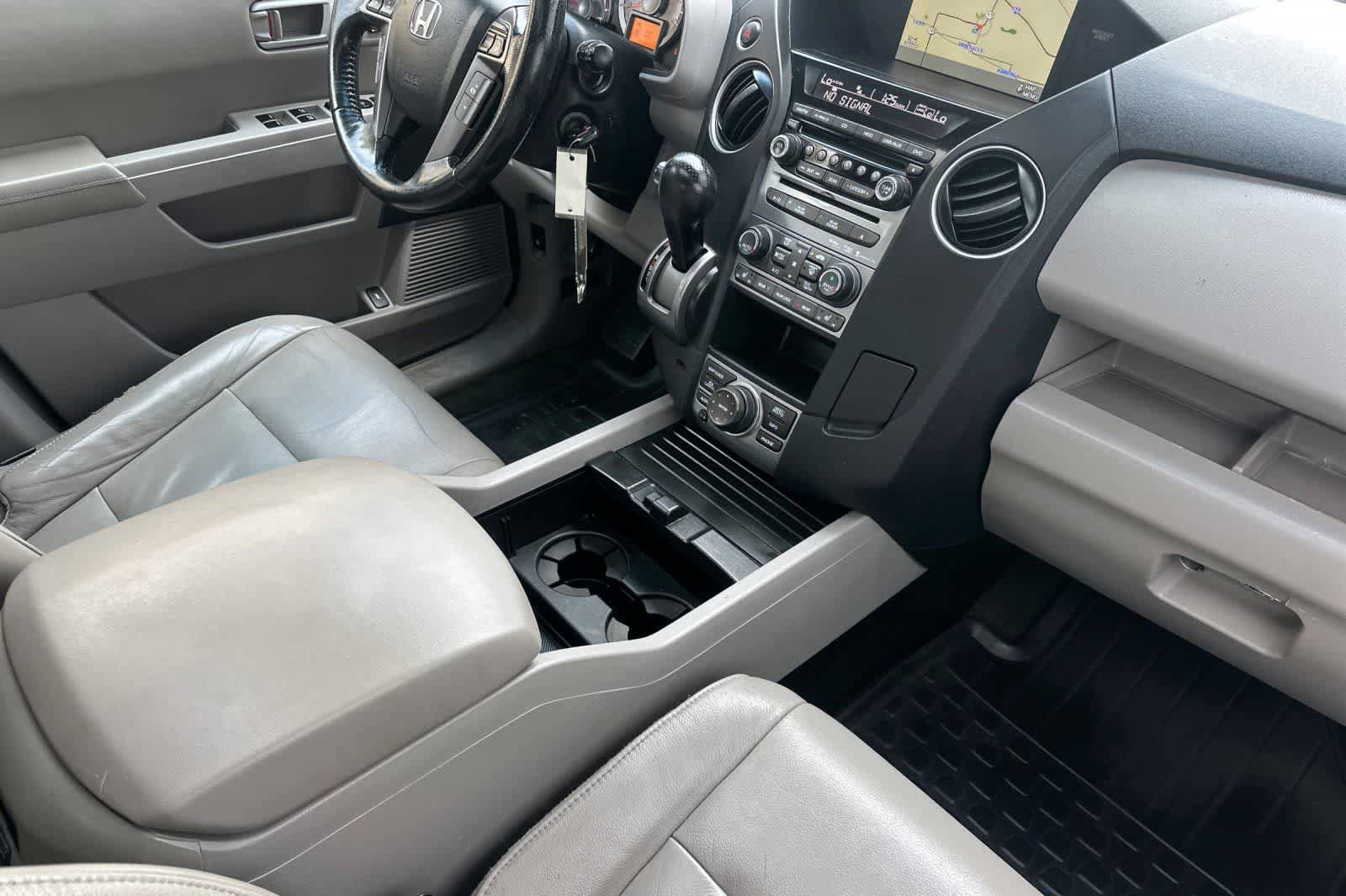 Used 2015 Honda Pilot Touring image 19