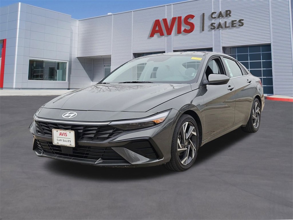 Used 2025 Hyundai Elantra SEL