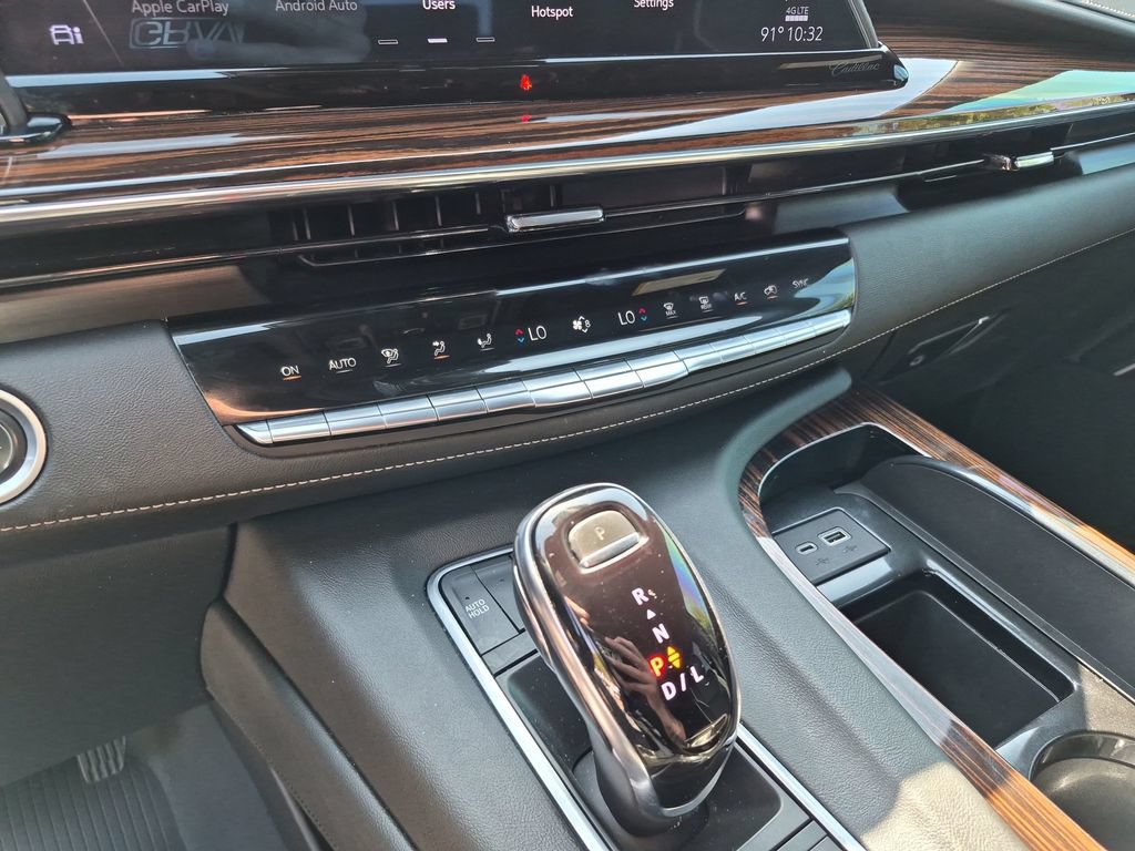 Used 2022 Cadillac Escalade Premium Luxury w/ Performance Package RWD image 29