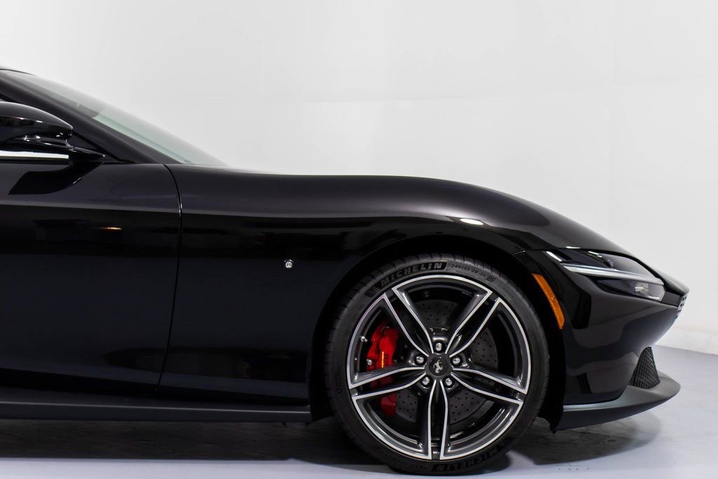 Certified 2024 Ferrari Roma Spider RWD image 16