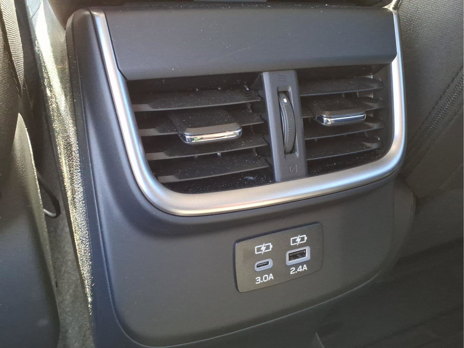 Used 2025 Subaru Outback Premium w/ Popular Package #1A image 5