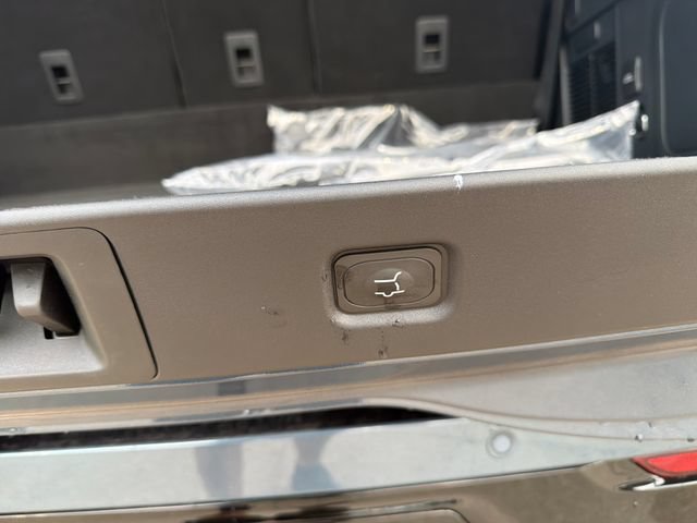 New 2027 Lincoln Navigator Reserve w/ Jet Appearance Package AWD/4WD image 8