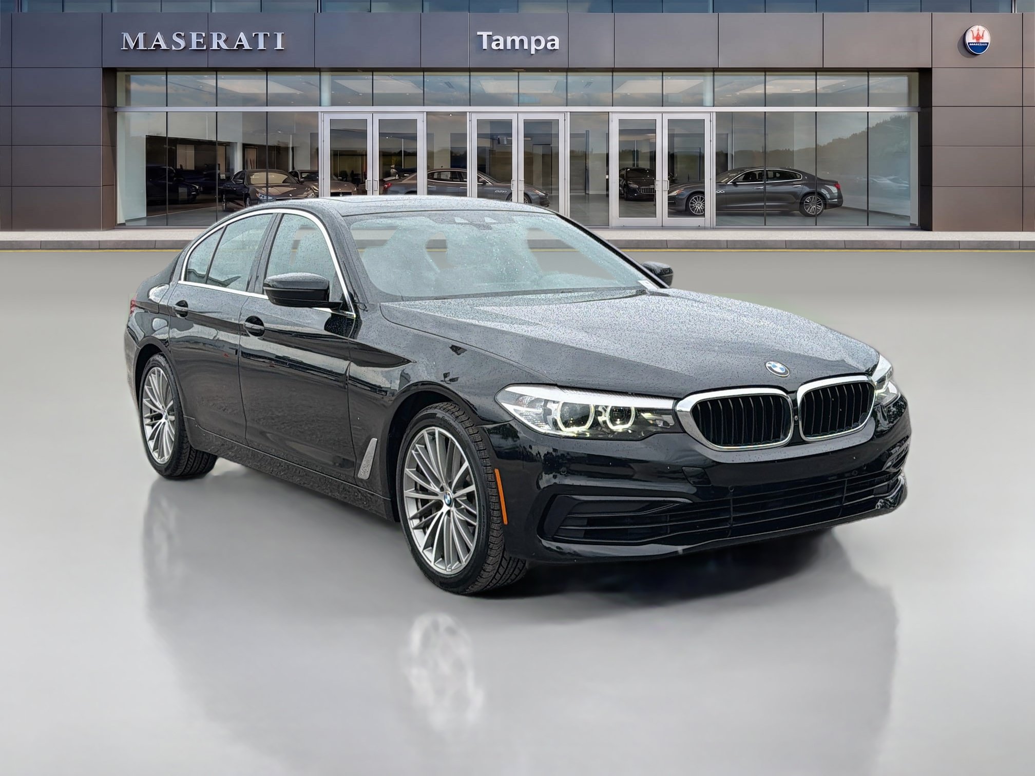 Used 2020 BMW 530i w/ Premium Package RWD image 1