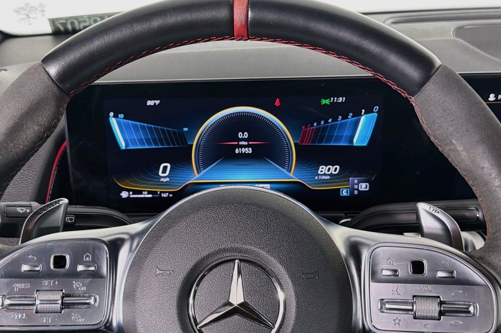 Used 2023 Mercedes-Benz GLB 35 AMG 4MATIC image 18