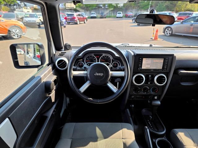 Used 2008 Jeep Wrangler Unlimited Sahara AWD/4WD image 34