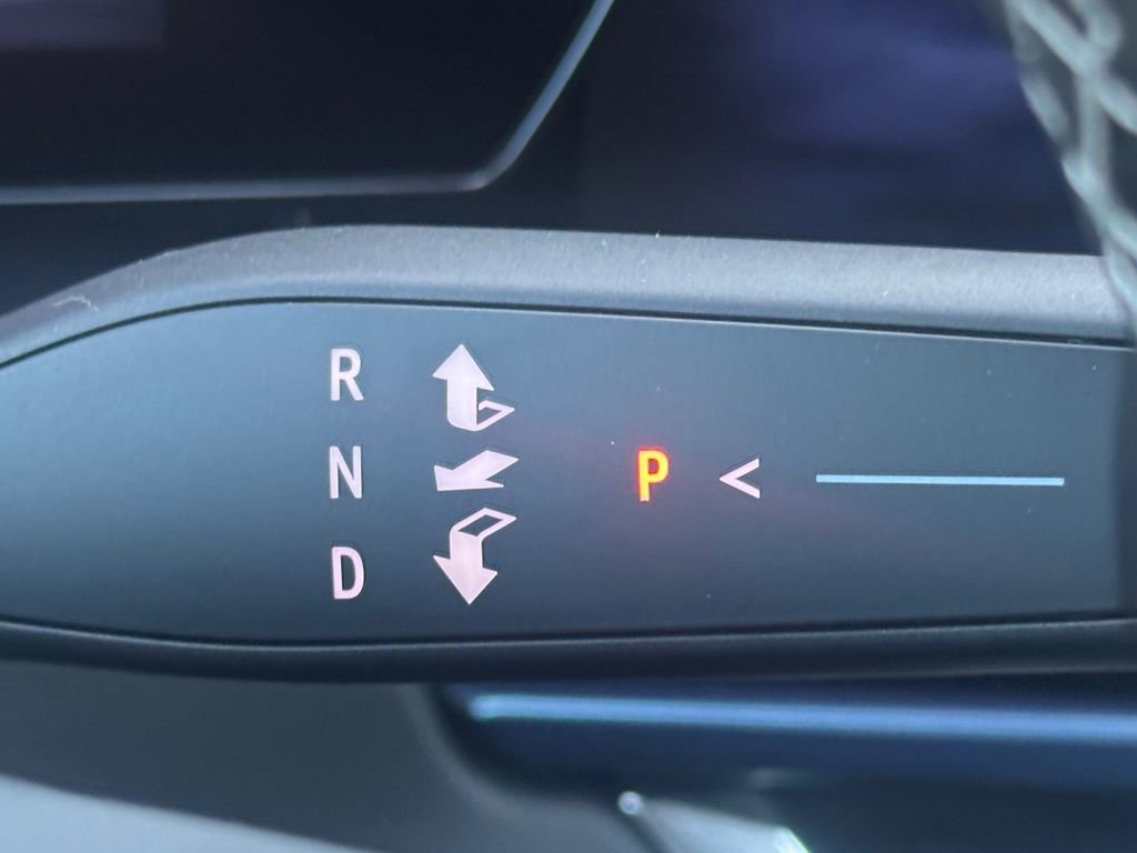 New 2026 Chevrolet Equinox EV LT FWD image 17