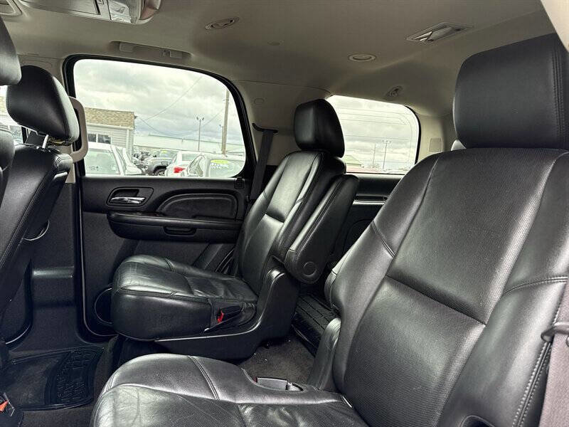 Used 2012 GMC Yukon Denali AWD/4WD image 16