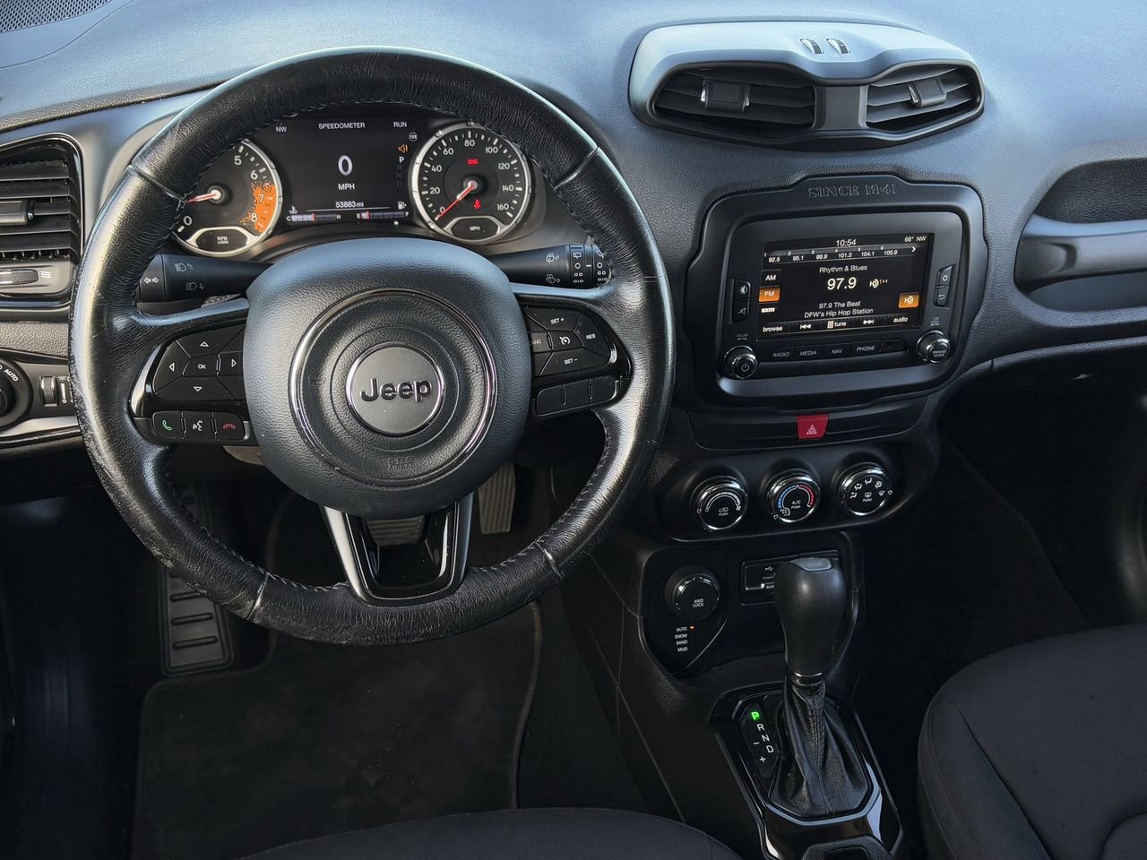 Used 2017 Jeep Renegade Altitude image 13