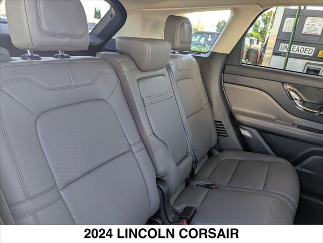 Used 2024 Lincoln Corsair Reserve w/ Equipment Group 201A FWD image 25