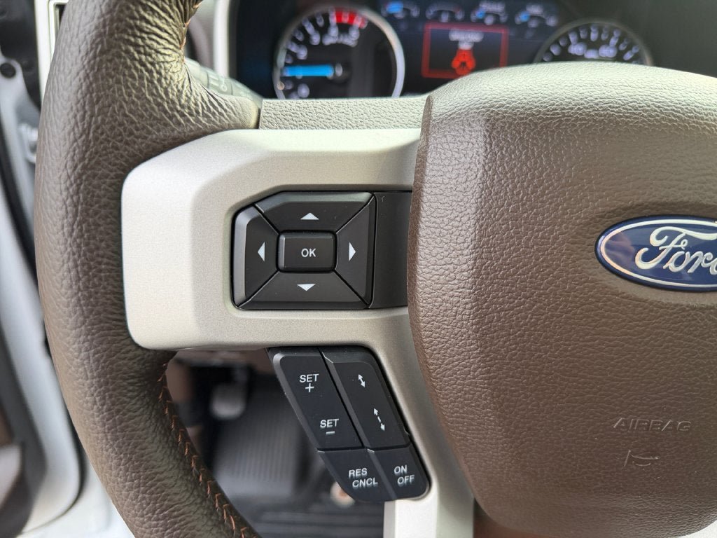 Used 2020 Ford F350 King Ranch w/ King Ranch Ultimate Package AWD/4WD image 15