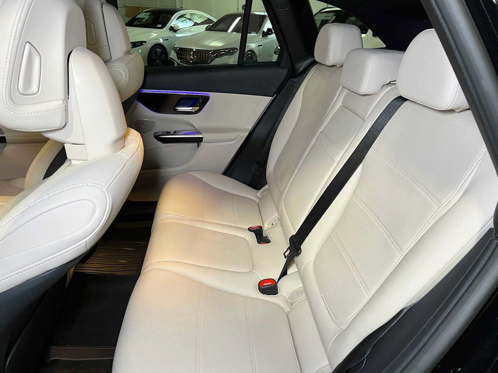 Used 2026 Mercedes-Benz GLC 300 4MATIC image 20