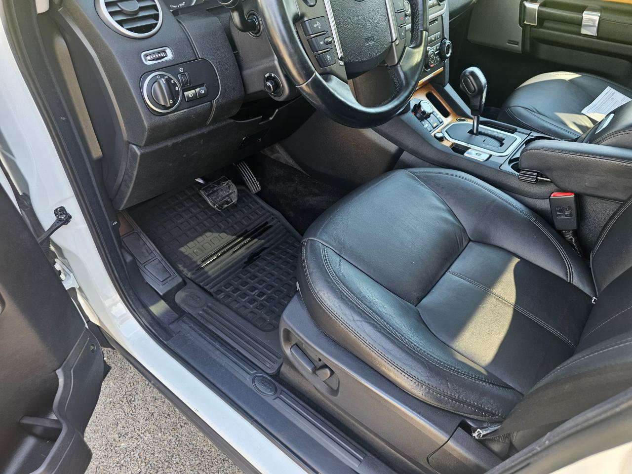 Used 2013 Land Rover LR4 HSE LUX AWD/4WD image 28