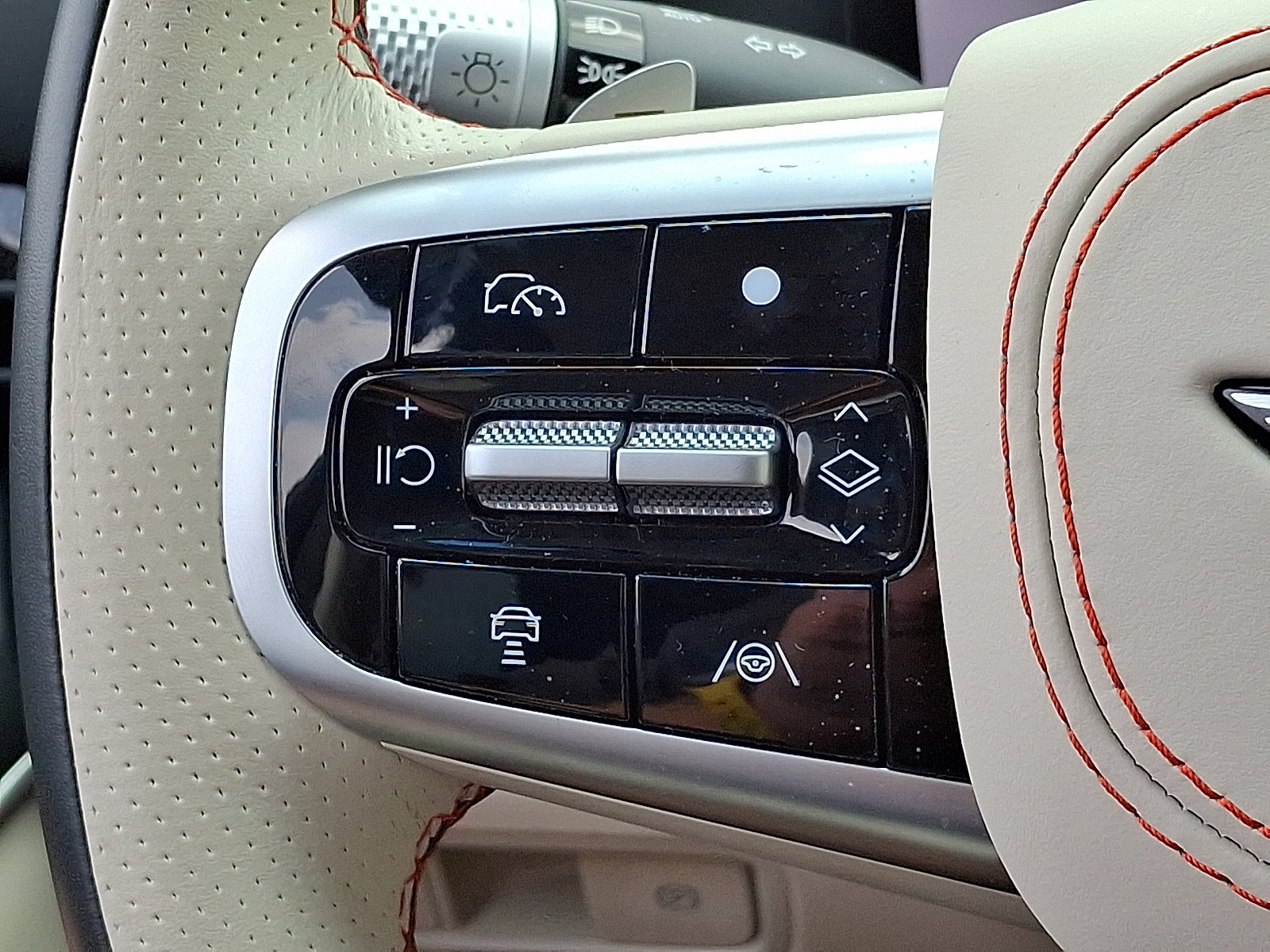 Certified 2025 Genesis GV80 3.5T e-SC image 23