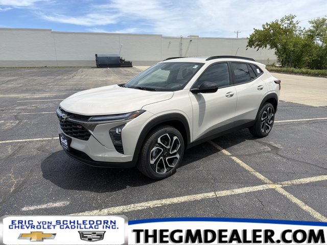 New 2026 Chevrolet Trax RS w/ Sunroof Package