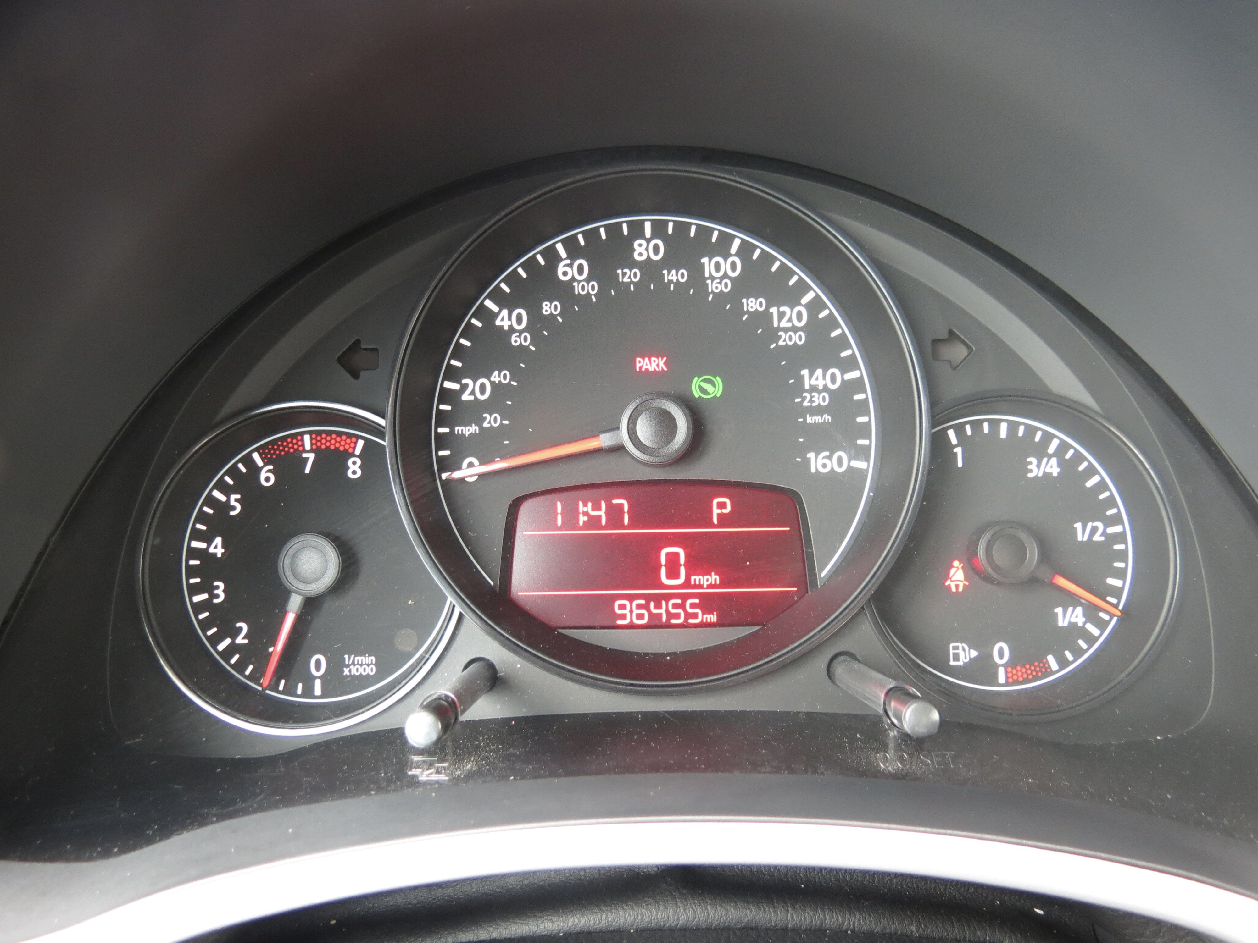 Used 2012 Volkswagen Beetle Turbo FWD image 13
