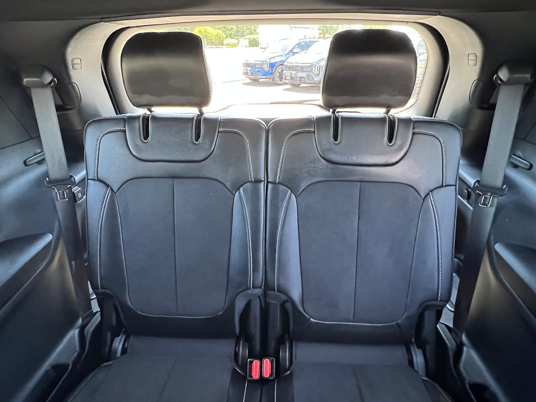 Used 2024 Jeep Grand Cherokee L Altitude AWD/4WD image 32