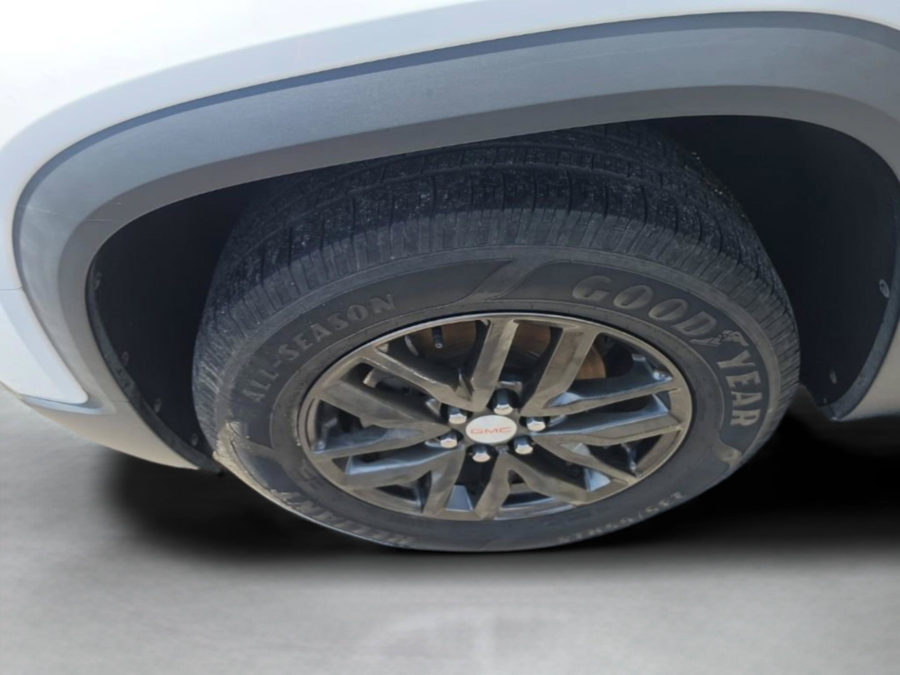 Used 2018 GMC Acadia SLT AWD/4WD image 33