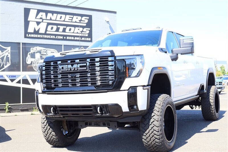 Used 2025 GMC Sierra 3500 Denali Ultimate AWD/4WD image 1
