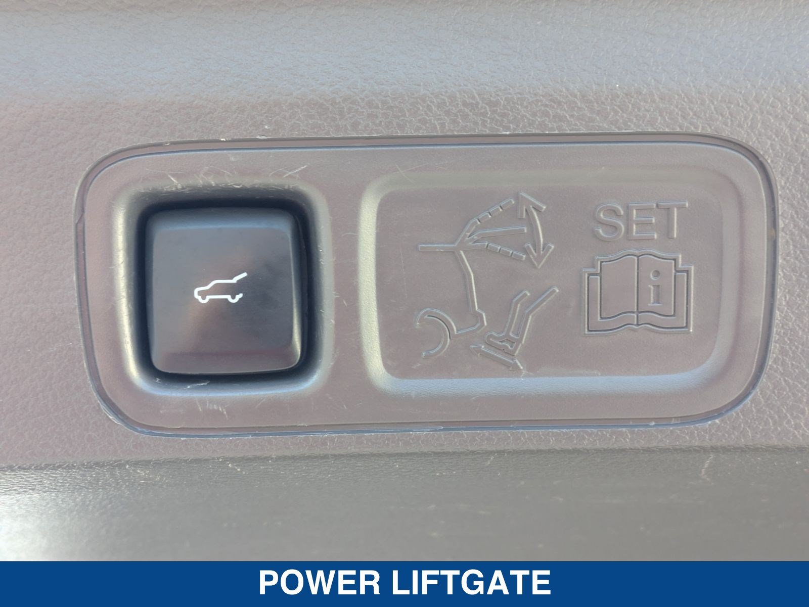 Used 2019 Ford Expedition Max Limited RWD image 14